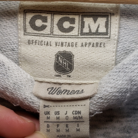 NHL Boston Bruins Raw Edge Raglan Sweatshirt - Picture 7 of 11